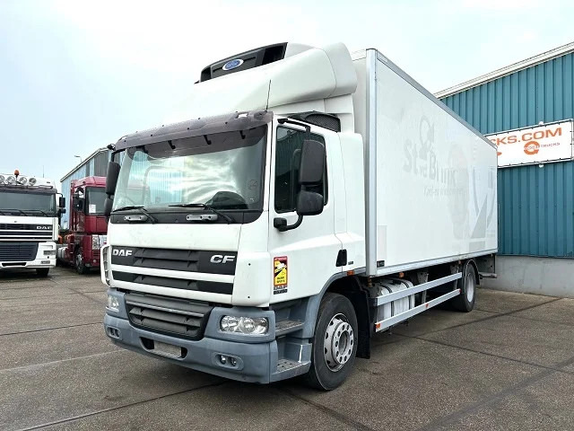DAF CF 65.250 COOLING TRUCK WITH CARRIER D/E COOLER (EURO 5 / AS-TRONIC / 2.500 KG. LOADING PLATFORM) - Изотермален камион: слика 1 DAF CF 65.250 COOLING TRUCK WITH CARRIER D/E COOLER (EURO 5 / AS-TRONIC / 2.500 KG. LOADING PLATFORM) - Изотермален камион: слика 1