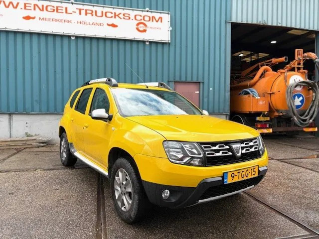 Dacia Duster 1.5DCI 4x4 MINI MPV (6 GEARS MANUAL GEARBOX / AIRCONDITIONING / CRUISE CONTROL / ETC.) - Автомобил: слика 2 Dacia Duster 1.5DCI 4x4 MINI MPV (6 GEARS MANUAL GEARBOX / AIRCONDITIONING / CRUISE CONTROL / ETC.) - Автомобил: слика 2