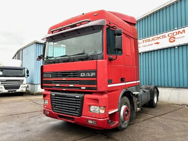 DAF 95.480 XF SPACECAB (EURO 3 / ZF16 MANUAL GEARBOX / 2x DIESELTANK / AIRCONDITIONING) - Камион влекач: слика 1 DAF 95.480 XF SPACECAB (EURO 3 / ZF16 MANUAL GEARBOX / 2x DIESELTANK / AIRCONDITIONING) - Камион влекач: слика 1