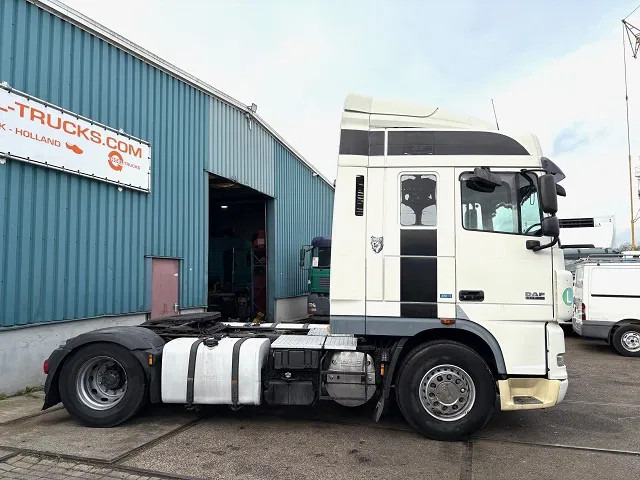 DAF XF 105.460 ATE SPACECAB (EURO 5 / ZF16 MANUAL GEARBOX / 995+500 LITER DIESELTANK / FRIDGE UNDER BED / ETC.) - Камион влекач: слика 4 DAF XF 105.460 ATE SPACECAB (EURO 5 / ZF16 MANUAL GEARBOX / 995+500 LITER DIESELTANK / FRIDGE UNDER BED / ETC.) - Камион влекач: слика 4