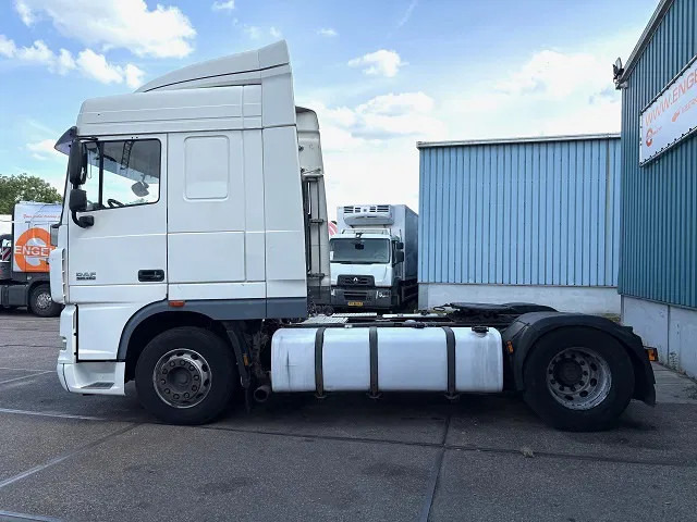 DAF XF 105.460 SPACECAB (ZF-MANUAL GEARBOX / 2x DIESELTANK / MX-ENGINE BRAKE / AIRCONDITIONING / FRIDGE / ETC.) - Камион влекач: слика 4 DAF XF 105.460 SPACECAB (ZF-MANUAL GEARBOX / 2x DIESELTANK / MX-ENGINE BRAKE / AIRCONDITIONING / FRIDGE / ETC.) - Камион влекач: слика 4