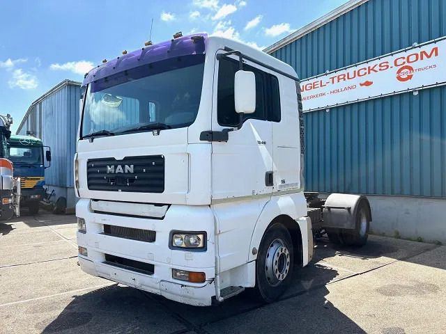 MAN TGA 18.410 BLS XL (6-CILINDERHEADS) (ZF16 MANUAL GEARBOX / ZF-INTARDER / P.T.O.) - Камион влекач: слика 1 MAN TGA 18.410 BLS XL (6-CILINDERHEADS) (ZF16 MANUAL GEARBOX / ZF-INTARDER / P.T.O.) - Камион влекач: слика 1