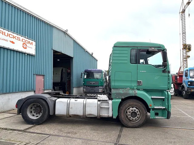 MAN TGA 18.460 FLT XL (6-CILINDER HEADS / ZF16 MANUAL GEARBOX / ZF-INTARDER / AIRCONDITIONING) - Камион влекач: слика 4 MAN TGA 18.460 FLT XL (6-CILINDER HEADS / ZF16 MANUAL GEARBOX / ZF-INTARDER / AIRCONDITIONING) - Камион влекач: слика 4