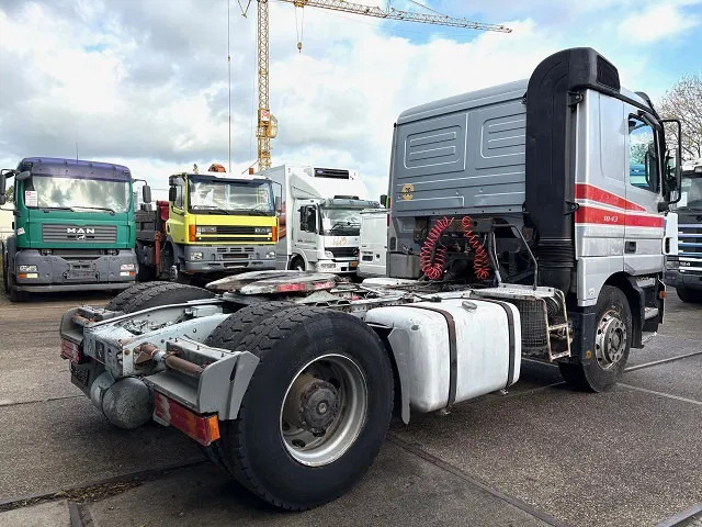 Mercedes-Benz Actros 1843 LS SLEEPERCAB (MP1) (ZF16 MANUAL GEARBOX / REDUCTION AXLES / AIRCONDITIONING / ETC.) - Камион влекач: слика 3 Mercedes-Benz Actros 1843 LS SLEEPERCAB (MP1) (ZF16 MANUAL GEARBOX / REDUCTION AXLES / AIRCONDITIONING / ETC.) - Камион влекач: слика 3