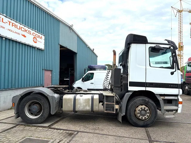 Mercedes-Benz Actros 1848 LS (MP1) 4x2 TRACTOR (EPS WITH CLUTCH / RUDUCTION AXLE / HYDRAULIC KIT / AIRCONDITIONING / ETC) - Камион влекач: слика 4 Mercedes-Benz Actros 1848 LS (MP1) 4x2 TRACTOR (EPS WITH CLUTCH / RUDUCTION AXLE / HYDRAULIC KIT / AIRCONDITIONING / ETC) - Камион влекач: слика 4