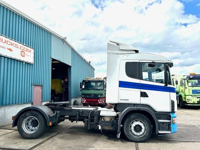 Scania R124-400 L 4x2 SLEEPERCAB ADR/VLG (2 FUEL LINES!!) (EURO 2 / 12 GEARS MANUAL GEARBOX / RETARDER / BLOWER / P.T.O. / AIRCONDITION - Камион влекач: слика 4 Scania R124-400 L 4x2 SLEEPERCAB ADR/VLG (2 FUEL LINES!!) (EURO 2 / 12 GEARS MANUAL GEARBOX / RETARDER / BLOWER / P.T.O. / AIRCONDITION - Камион влекач: слика 4
