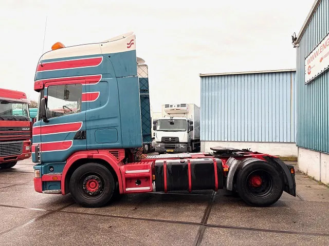 Scania R164-580 V8 TOPLINE COLLECTORS ITEM!! / APK 10-2026!! (12+2 MANUAL GEARBOX / RETARDER / AIRCONDITIONING / 2x TANK / ETC.) - Камион влекач: слика 5 Scania R164-580 V8 TOPLINE COLLECTORS ITEM!! / APK 10-2026!! (12+2 MANUAL GEARBOX / RETARDER / AIRCONDITIONING / 2x TANK / ETC.) - Камион влекач: слика 5