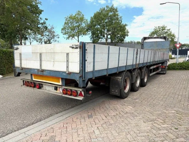 LAG 0-3-39-L 3-AXLE 13.60M. OPEN TRAILER WITH ALUMINIUM SIDE BORDS (FULL STEEL CHASSIS / DRUM BRAKES / ABS-BRAKE SYSTEM / WOODEN FLO - Полуприколка платформа: слика 3 LAG 0-3-39-L 3-AXLE 13.60M. OPEN TRAILER WITH ALUMINIUM SIDE BORDS (FULL STEEL CHASSIS / DRUM BRAKES / ABS-BRAKE SYSTEM / WOODEN FLO - Полуприколка платформа: слика 3