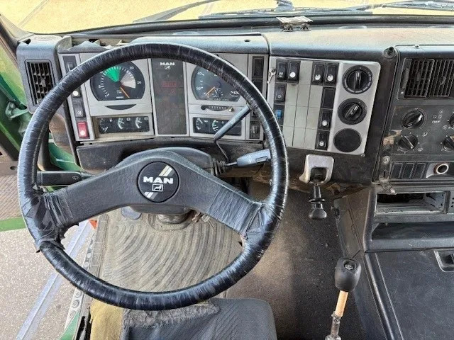 Кипер MAN 26.463 DF 6x4 MEILLER KIPPER (ZF16 MANUAL GEARBOX / ZF-INTARDER / FULL STEEL SUSPENSION / REDUCTION AXLES): слика 8