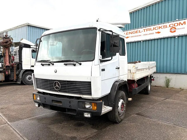 Mercedes-Benz 1117 K 6-CILINDER SLEEPERCAB (8 WHEEL NUTS / FULL STEEL SUSPENSION / MANUAL GEARBOX) - Камион со платформа: слика 1 Mercedes-Benz 1117 K 6-CILINDER SLEEPERCAB (8 WHEEL NUTS / FULL STEEL SUSPENSION / MANUAL GEARBOX) - Камион со платформа: слика 1