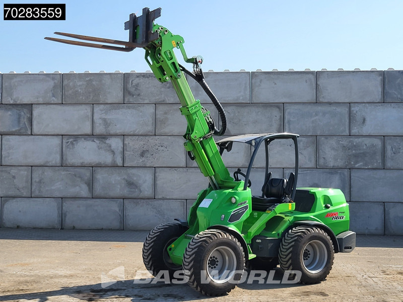 Avant M860i ATTACHMENTS INCLUDED - Натоварувач на тркала: слика 3 Avant M860i ATTACHMENTS INCLUDED - Натоварувач на тркала: слика 3