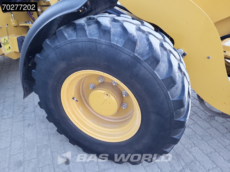 Лизинг на Caterpillar 908 M EPA Caterpillar 908 M EPA: слика 19