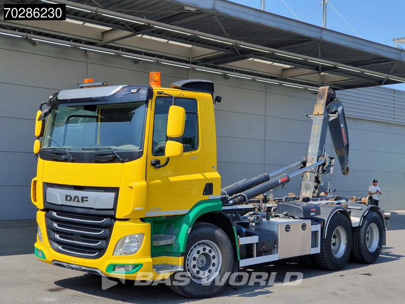DAF CF 450 CF 6X2 HIAB 20ZL53 Hooklift LiftAxle Automatic 20 Tonnes ACC Euro 6 - Камион со кука за подигање: слика 3 DAF CF 450 CF 6X2 HIAB 20ZL53 Hooklift LiftAxle Automatic 20 Tonnes ACC Euro 6 - Камион со кука за подигање: слика 3