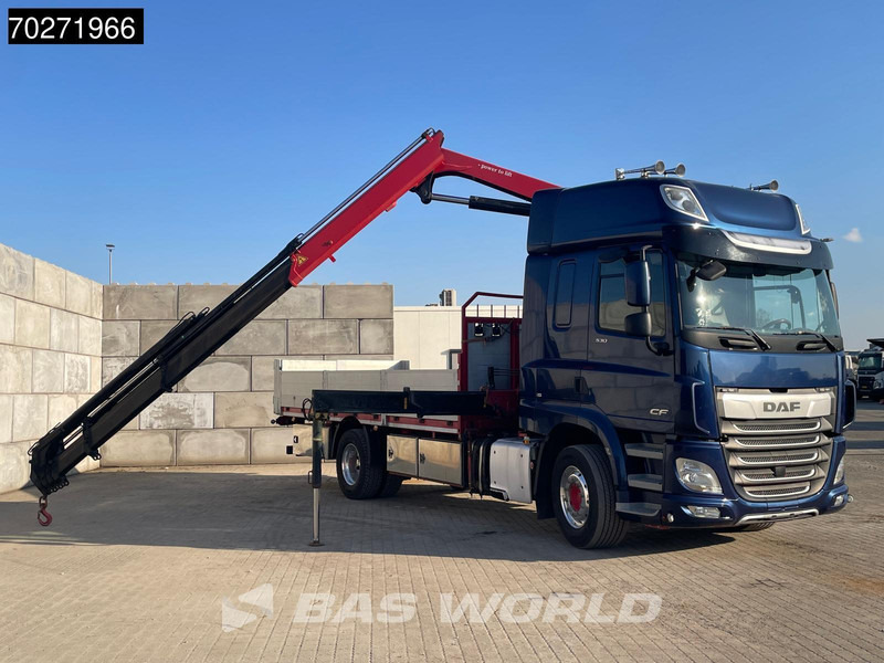 DAF CF 530 4X2 HMF 1820-RC Kran Crane Retarder Space cab Euro 6 - Камион со платформа, Камион со кран: слика 5 DAF CF 530 4X2 HMF 1820-RC Kran Crane Retarder Space cab Euro 6 - Камион со платформа, Камион со кран: слика 5