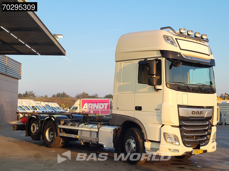 DAF XF 450 XF 6X2 NL-Truck Retarder 2xTanks Lift-axle Standairco ACC Euro 6 - Транспортер на контејнер/ Камион со променливо тело: слика 3 DAF XF 450 XF 6X2 NL-Truck Retarder 2xTanks Lift-axle Standairco ACC Euro 6 - Транспортер на контејнер/ Камион со променливо тело: слика 3