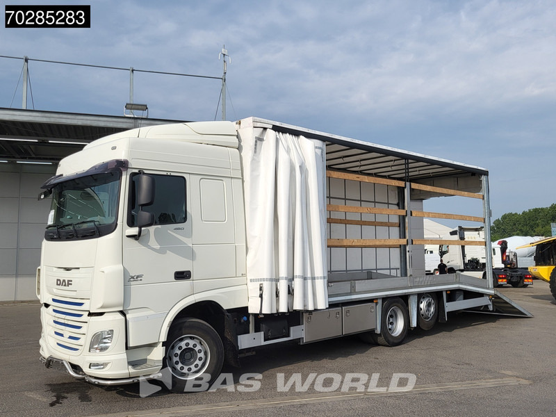 DAF XF 460 6X2 Machine Transporter hydraulic ramp Retarder Lift+Lenkasche Euro 6 - Автотранспортен камион: слика 1 DAF XF 460 6X2 Machine Transporter hydraulic ramp Retarder Lift+Lenkasche Euro 6 - Автотранспортен камион: слика 1