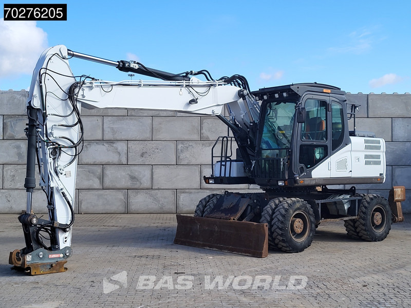 Doosan DX170 W-5 BLADE + OUTRIGGERS - Багер на тркала: слика 2 Doosan DX170 W-5 BLADE + OUTRIGGERS - Багер на тркала: слика 2