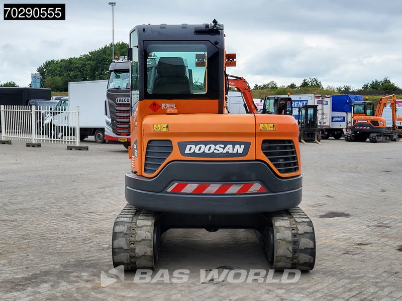 Doosan DX63-3 3 BUCKETS - A/C - Мини багер: слика 5 Doosan DX63-3 3 BUCKETS - A/C - Мини багер: слика 5