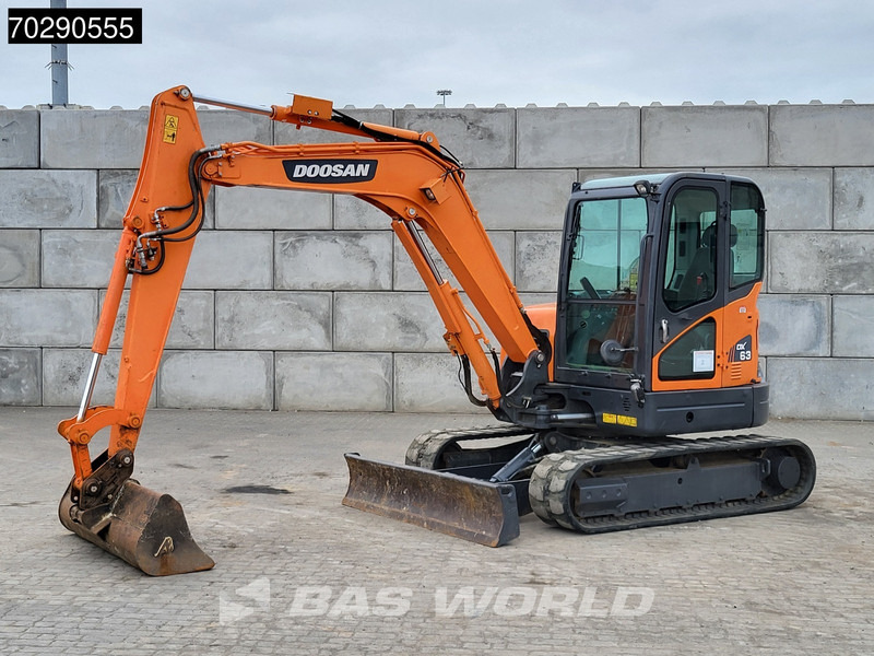 Doosan DX63-3 3 BUCKETS - A/C - Мини багер: слика 3 Doosan DX63-3 3 BUCKETS - A/C - Мини багер: слика 3