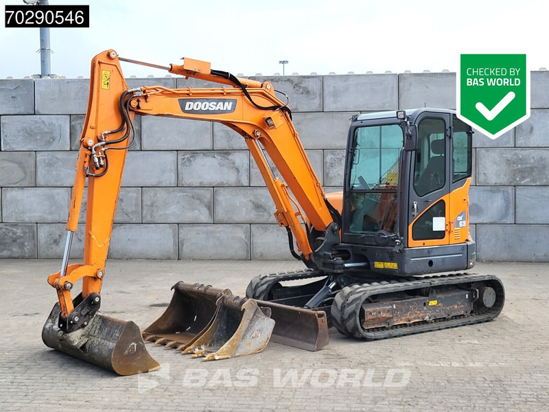 Doosan DX63-3 - Мини багер: слика 1 Doosan DX63-3 - Мини багер: слика 1
