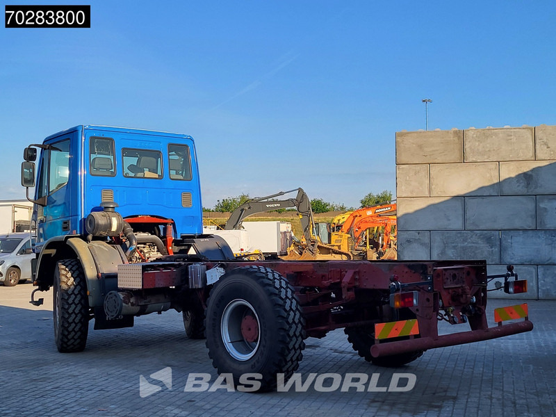 Iveco 140E24 828 4X4 Manual Euro 3 - Камион со кабинска шасија: слика 2 Iveco 140E24 828 4X4 Manual Euro 3 - Камион со кабинска шасија: слика 2
