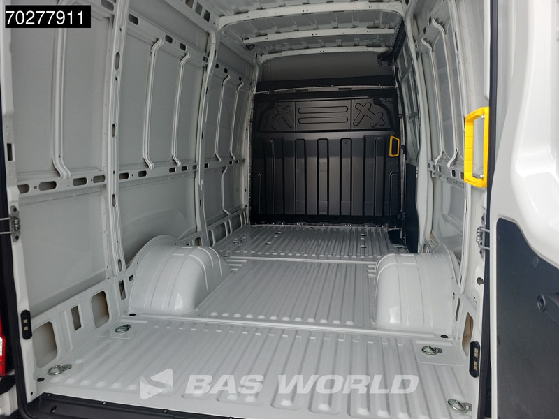 Iveco Daily 35C21 3.0L 210PK Automaat L2H2 Dubbellucht LED ACC 3.5t trekhaak Navi L2H2 12m3 A/C Towbar - Товарно комбе: слика 5 Iveco Daily 35C21 3.0L 210PK Automaat L2H2 Dubbellucht LED ACC 3.5t trekhaak Navi L2H2 12m3 A/C Towbar - Товарно комбе: слика 5