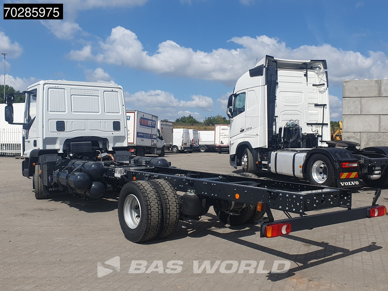 Iveco Eurocargo 120LE210 4X2 NEW 12tons chassis! CNG Engine TELMA Retarder Manual Euro 6 - Камион со кабинска шасија: слика 2 Iveco Eurocargo 120LE210 4X2 NEW 12tons chassis! CNG Engine TELMA Retarder Manual Euro 6 - Камион со кабинска шасија: слика 2