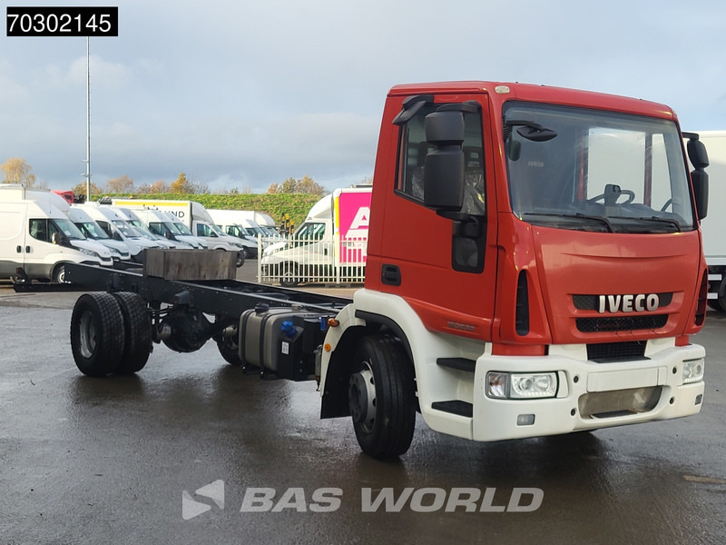 Iveco Eurocargo 160E320 4X2 NEW! 16T chassis 2016 production Euro 6 - Камион со кабинска шасија: слика 3 Iveco Eurocargo 160E320 4X2 NEW! 16T chassis 2016 production Euro 6 - Камион со кабинска шасија: слика 3