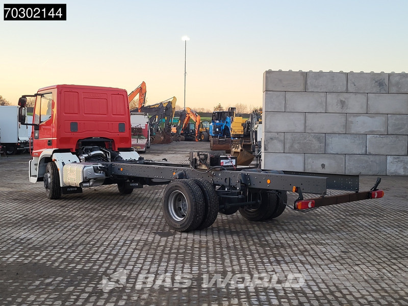 Iveco Eurocargo 160E320 4X2 NEW! 16T chassis 2016 production Euro 6 - Камион со кабинска шасија: слика 2 Iveco Eurocargo 160E320 4X2 NEW! 16T chassis 2016 production Euro 6 - Камион со кабинска шасија: слика 2