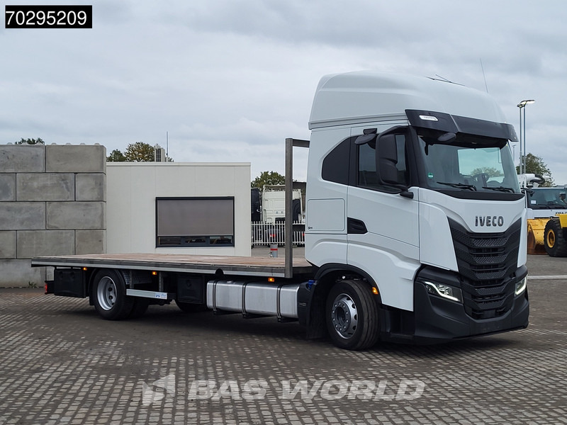 Iveco S-Way 420 4X2 7 meter Open body ACC Navi Automatic Euro 6 - Камион со платформа: слика 3 Iveco S-Way 420 4X2 7 meter Open body ACC Navi Automatic Euro 6 - Камион со платформа: слика 3