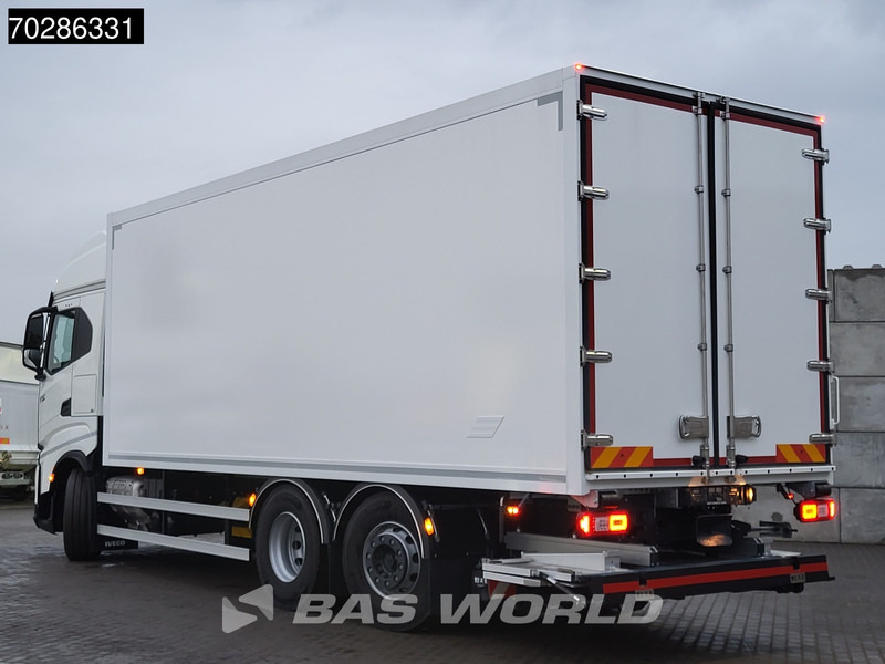 Iveco S-Way 490 6X2 2000kg Ladebordwand Lift/Steering Axle Automatic Navi ACC Euro 6 - Камион сандучар: слика 2 Iveco S-Way 490 6X2 2000kg Ladebordwand Lift/Steering Axle Automatic Navi ACC Euro 6 - Камион сандучар: слика 2