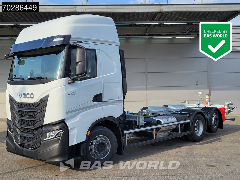 Iveco S-Way 500 6X2 NEW BDF! Lift+Steering Axle ACC Standklima Euro 6 - Транспортер на контејнер/ Камион со променливо тело: слика 1 Iveco S-Way 500 6X2 NEW BDF! Lift+Steering Axle ACC Standklima Euro 6 - Транспортер на контејнер/ Камион со променливо тело: слика 1