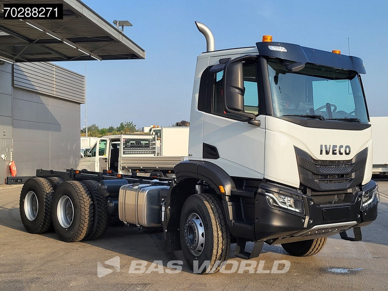 Iveco X-Way 460 6X4 New! Retarder Steelsuspension Big-Axle Navi Euro 6 - Камион со кабинска шасија: слика 3 Iveco X-Way 460 6X4 New! Retarder Steelsuspension Big-Axle Navi Euro 6 - Камион со кабинска шасија: слика 3