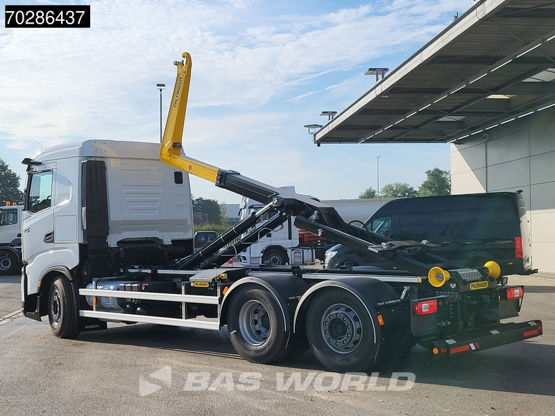 Iveco X-Way 580 6X2 Palfinger PHT20SLD5 Hooklift Lift+steering Axle Automatic Navi ACC LED Euro 6 - Камион со кука за подигање: слика 2 Iveco X-Way 580 6X2 Palfinger PHT20SLD5 Hooklift Lift+steering Axle Automatic Navi ACC LED Euro 6 - Камион со кука за подигање: слика 2