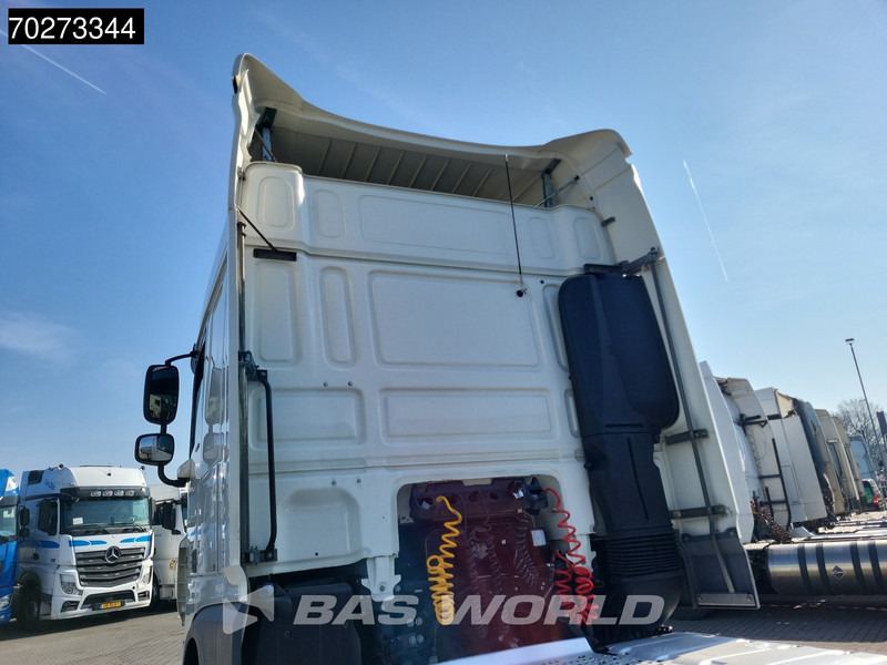 DAF XF 440 4X2 NL-Truck SSC Retarder 2X Tanks - Камион влекач: слика 3 DAF XF 440 4X2 NL-Truck SSC Retarder 2X Tanks - Камион влекач: слика 3