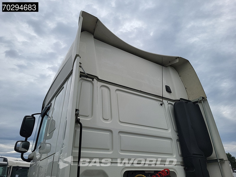 DAF XF 450 4X2 NL-Truck SSC 2xTanks Standklima ACC Euro 6 - Камион влекач: слика 5 DAF XF 450 4X2 NL-Truck SSC 2xTanks Standklima ACC Euro 6 - Камион влекач: слика 5