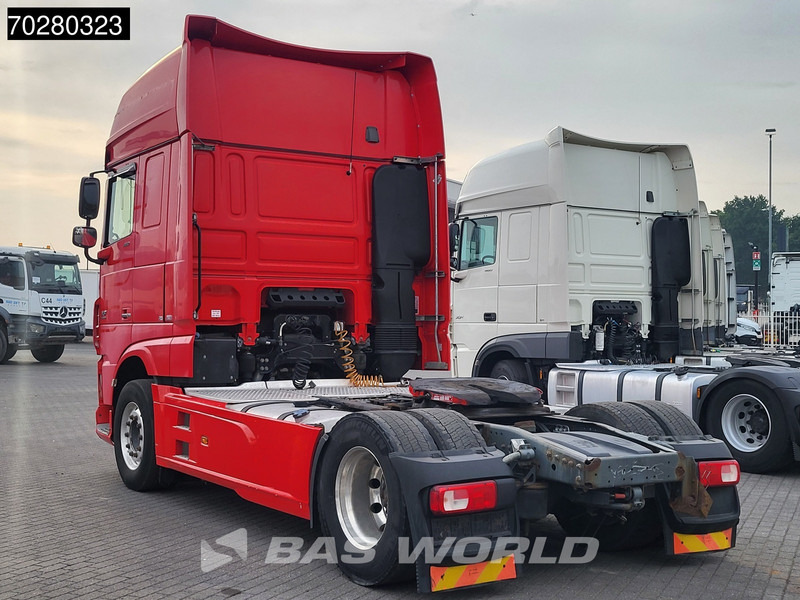DAF XF 460 4X2 ENGINE PROBLEM! SSC Retarder 2xTanks Standklima ACC Euro 6 - Камион влекач: слика 2 DAF XF 460 4X2 ENGINE PROBLEM! SSC Retarder 2xTanks Standklima ACC Euro 6 - Камион влекач: слика 2