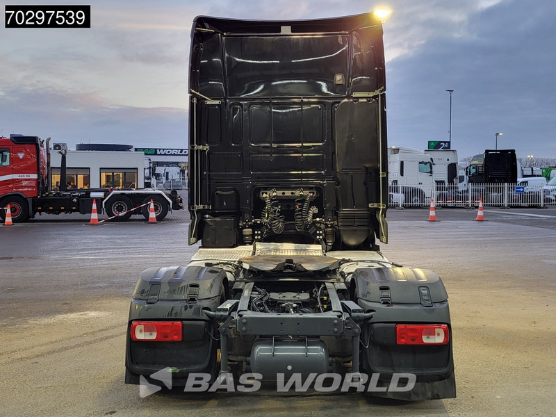 DAF XF 480 4X2 Mega 2xTanks Standklima ACC Euro 6 - Камион влекач: слика 3 DAF XF 480 4X2 Mega 2xTanks Standklima ACC Euro 6 - Камион влекач: слика 3