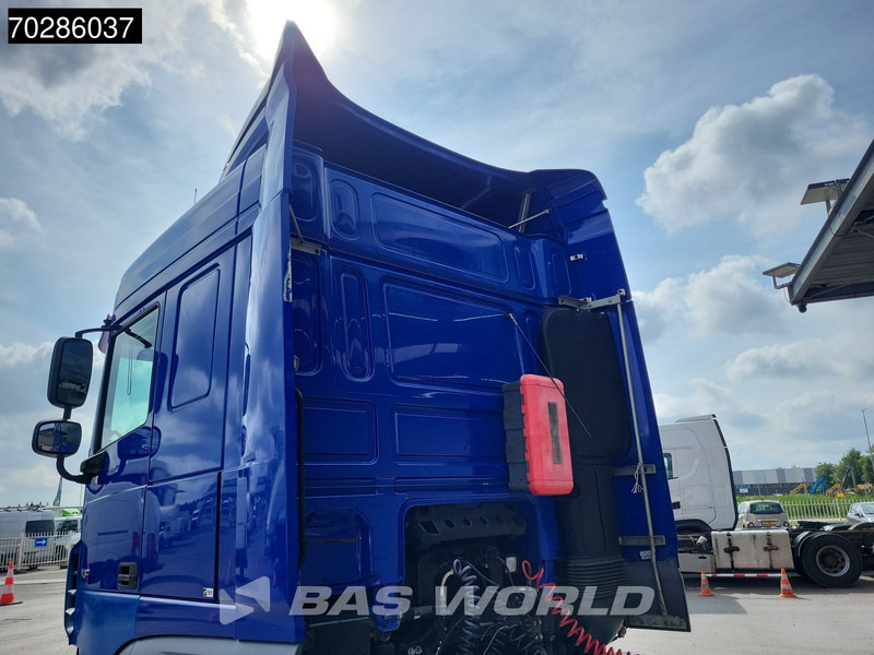 DAF XF 480 4X2 SC ADR 2x Tanks Standklima ACC LED - Камион влекач: слика 5 DAF XF 480 4X2 SC ADR 2x Tanks Standklima ACC LED - Камион влекач: слика 5