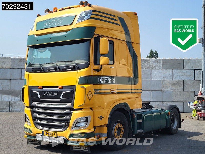 DAF XF 530 4X2 BROKEN ENGINE! NL-Truck Retarder Standairco 2xTanks ACC Euro 6 - Камион влекач: слика 1 DAF XF 530 4X2 BROKEN ENGINE! NL-Truck Retarder Standairco 2xTanks ACC Euro 6 - Камион влекач: слика 1