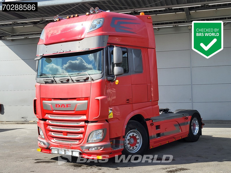 DAF XF XF 4X2 Full-Air Retarder Hydrauliek Navi ACC Euro 6 - Камион влекач: слика 1 DAF XF XF 4X2 Full-Air Retarder Hydrauliek Navi ACC Euro 6 - Камион влекач: слика 1