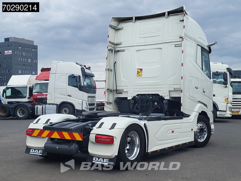 DAF XG+ 530 4X2 Retarder 2x Tanks Standklima Leather Alcoa's - Камион влекач: слика 5 DAF XG+ 530 4X2 Retarder 2x Tanks Standklima Leather Alcoa's - Камион влекач: слика 5