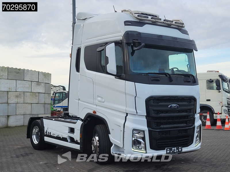 Ford F-Max 500 4X2 Retarder Standairco 2xTanks ACC LED Euro 6 - Камион влекач: слика 3 Ford F-Max 500 4X2 Retarder Standairco 2xTanks ACC LED Euro 6 - Камион влекач: слика 3