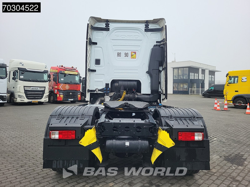 Ford F-Max 500 4X2 Retarder Standklima 2xTanks ACC LED Euro 6 - Камион влекач: слика 3 Ford F-Max 500 4X2 Retarder Standklima 2xTanks ACC LED Euro 6 - Камион влекач: слика 3