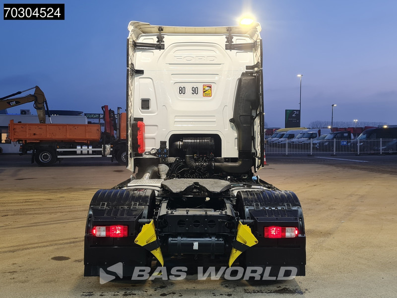 Ford F-Max 500 4X2 Retarder Standklima 2xTanks ACC LED Euro 6 - Камион влекач: слика 3 Ford F-Max 500 4X2 Retarder Standklima 2xTanks ACC LED Euro 6 - Камион влекач: слика 3