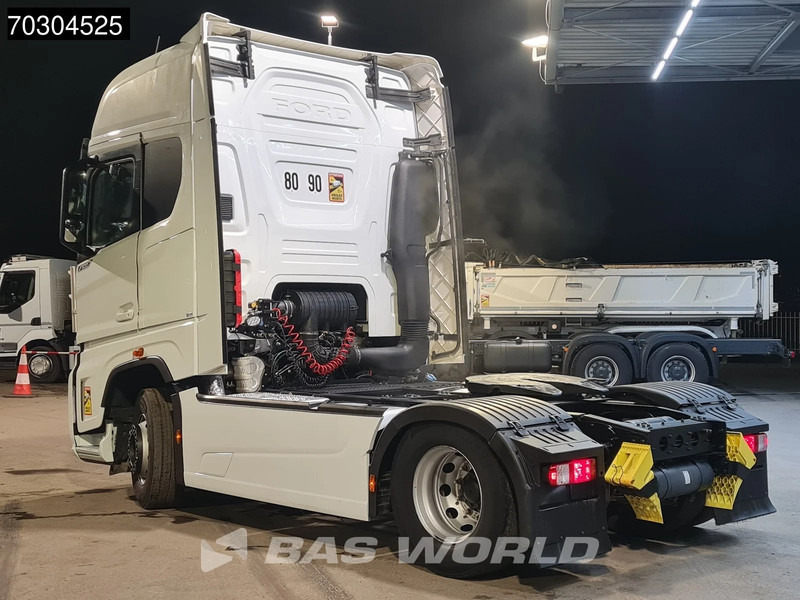 Ford F-Max 500 4X2 Retarder Standklima 2xTanks ACC LED Euro 6 - Камион влекач: слика 2 Ford F-Max 500 4X2 Retarder Standklima 2xTanks ACC LED Euro 6 - Камион влекач: слика 2