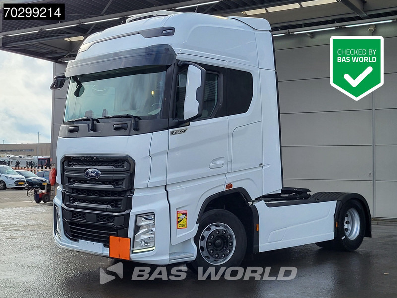 Ford F-Max 500 F-Max 4X2 Retarder 2xTanks Navi Standklima Euro 6 - Камион влекач: слика 1 Ford F-Max 500 F-Max 4X2 Retarder 2xTanks Navi Standklima Euro 6 - Камион влекач: слика 1