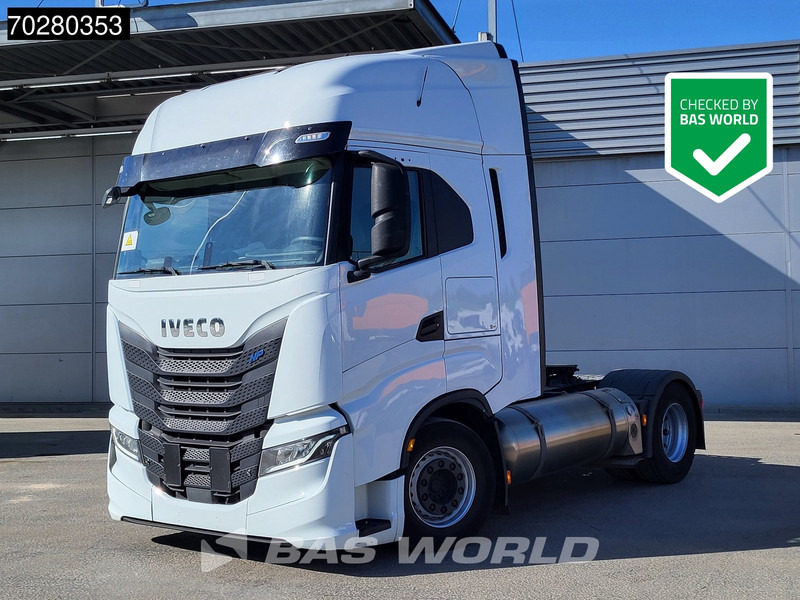 Iveco S-Way 460 4X2 LNG Retarder 2x Tanks LED Navi - Камион влекач: слика 1 Iveco S-Way 460 4X2 LNG Retarder 2x Tanks LED Navi - Камион влекач: слика 1