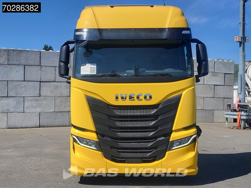 Iveco S-Way 460 4X2 Retarder Mega ACC Euro 6 - Камион влекач: слика 3 Iveco S-Way 460 4X2 Retarder Mega ACC Euro 6 - Камион влекач: слика 3