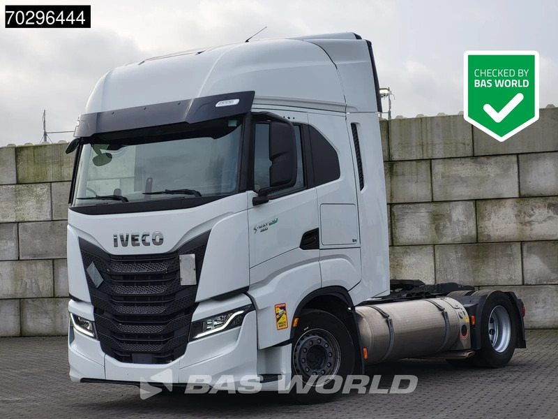 Iveco S-Way 460 S-Way 4X2 LNG Retarder 2X Tanks - Камион влекач: слика 1 Iveco S-Way 460 S-Way 4X2 LNG Retarder 2X Tanks - Камион влекач: слика 1